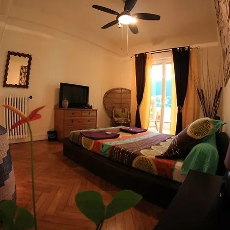 6 Bedrooms Seaview House, Old Town Апартаменты