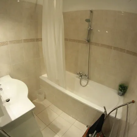 6 Bedrooms Seaview House, Old Town Апартаменты