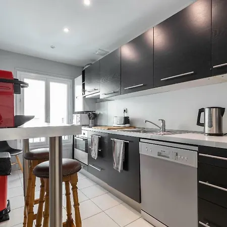 6 Bedrooms Seaview House, Old Town * Ницца
